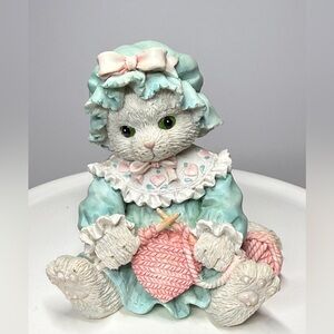 Calico Kittens Collectable. Numbered. “”Mends the Heart”.